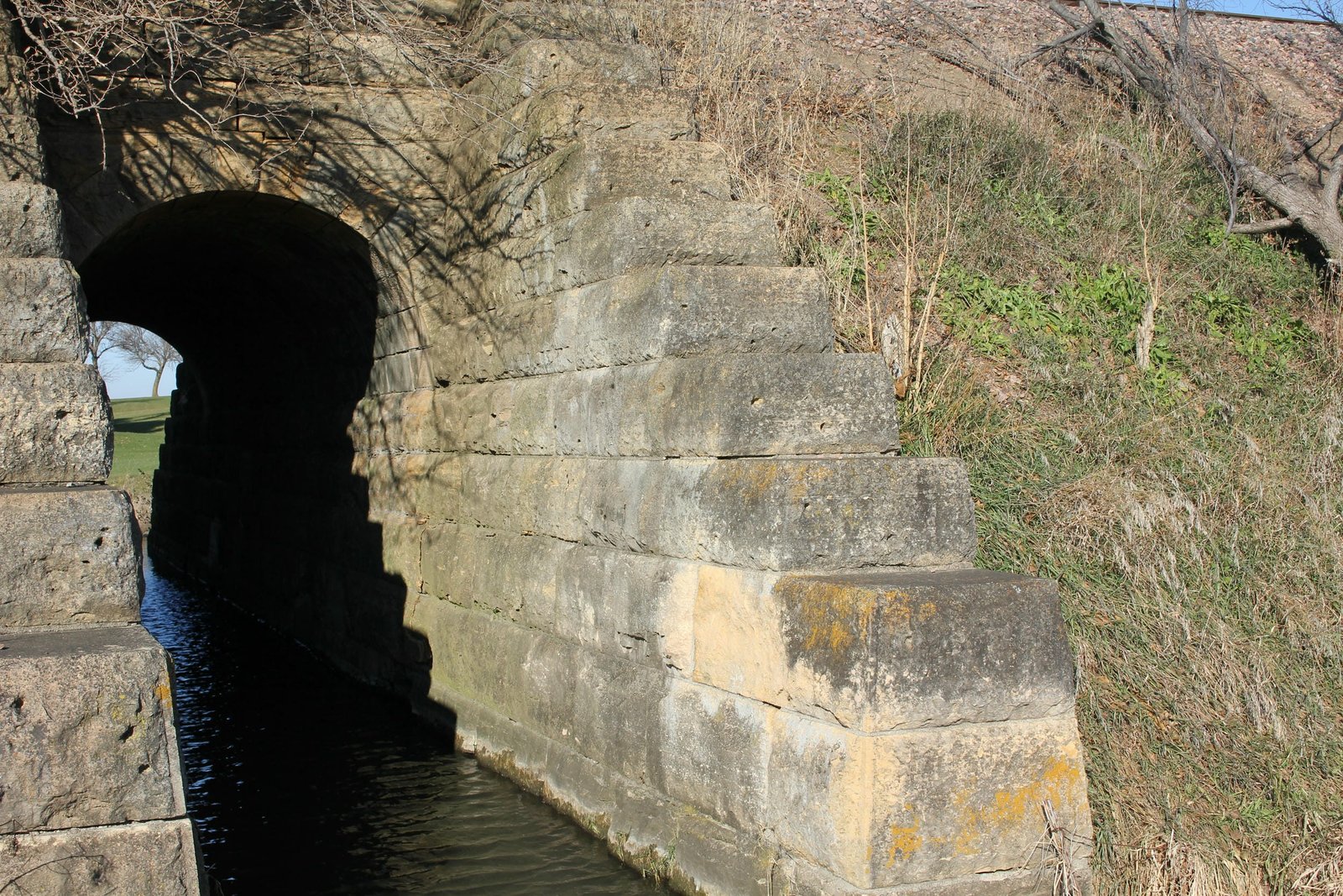 Southeast wing wall